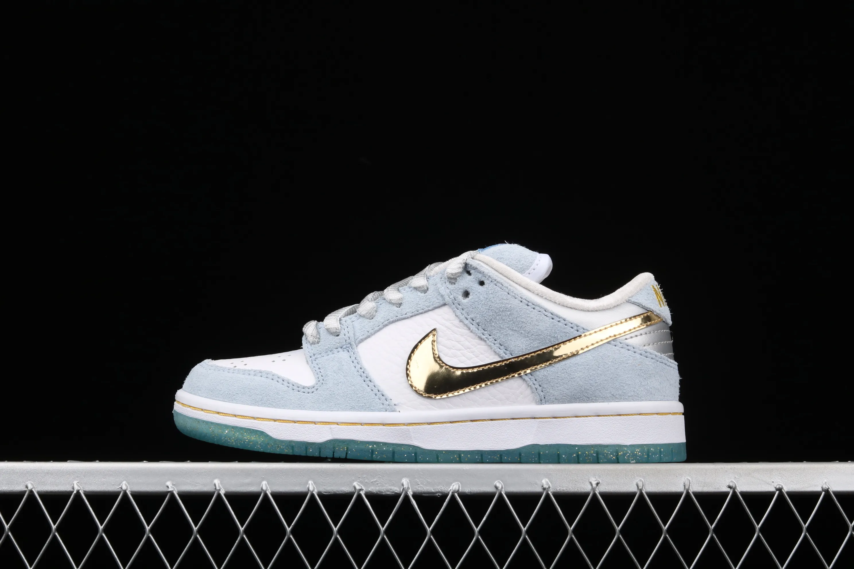 All categories Nk SB Dunk series Nk SB Dunk Low low-top skate shoes Pure original version Sean Cliver x Nk SB Dunk Low Pro QS artist low-top skate shoes DC9936-100